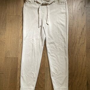 Soho Apparel Cream Ankle Pants with Tie Waist-Size Medium